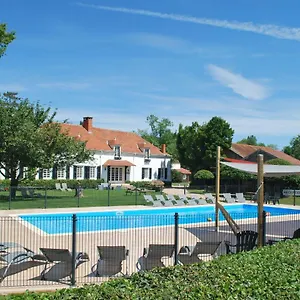 https://domaine-les-gandins.hotels-rhonealpes.com